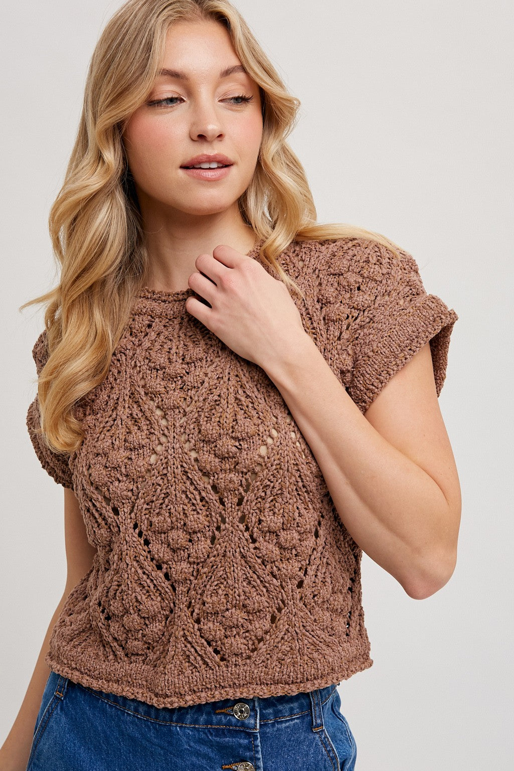 Mocha Short Sleeve Pullover Sweater