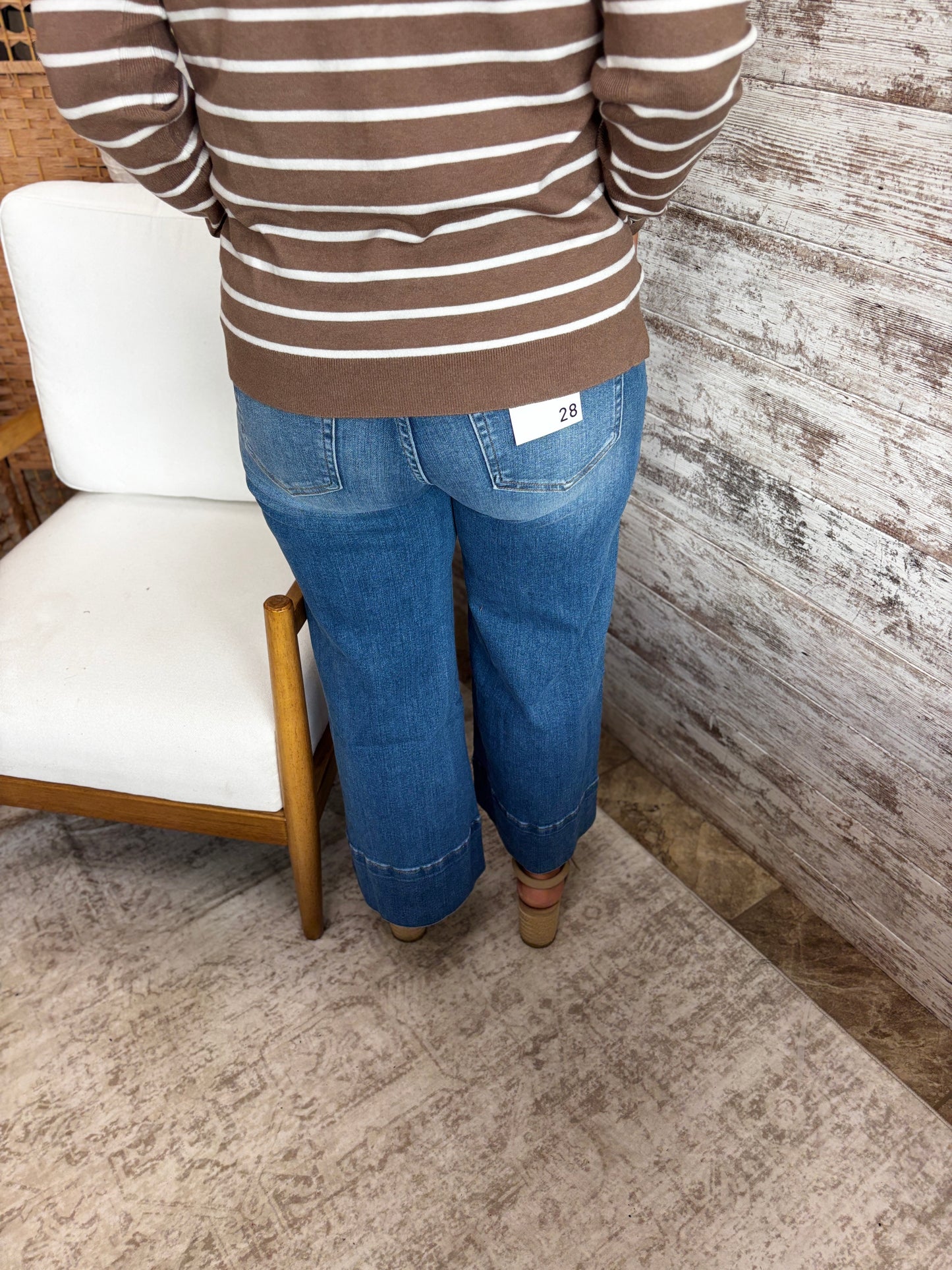 Zenana Wide Leg Cropped Pintuck Jeans