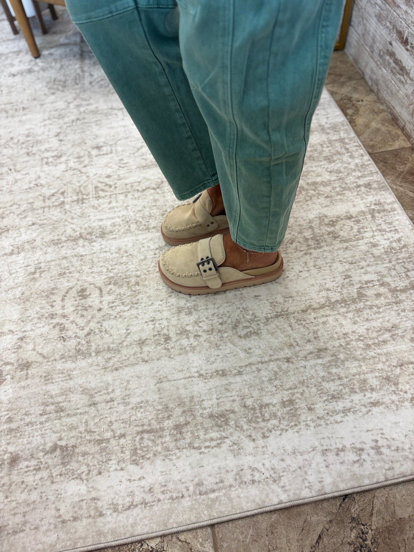 Mia Zaina Clog