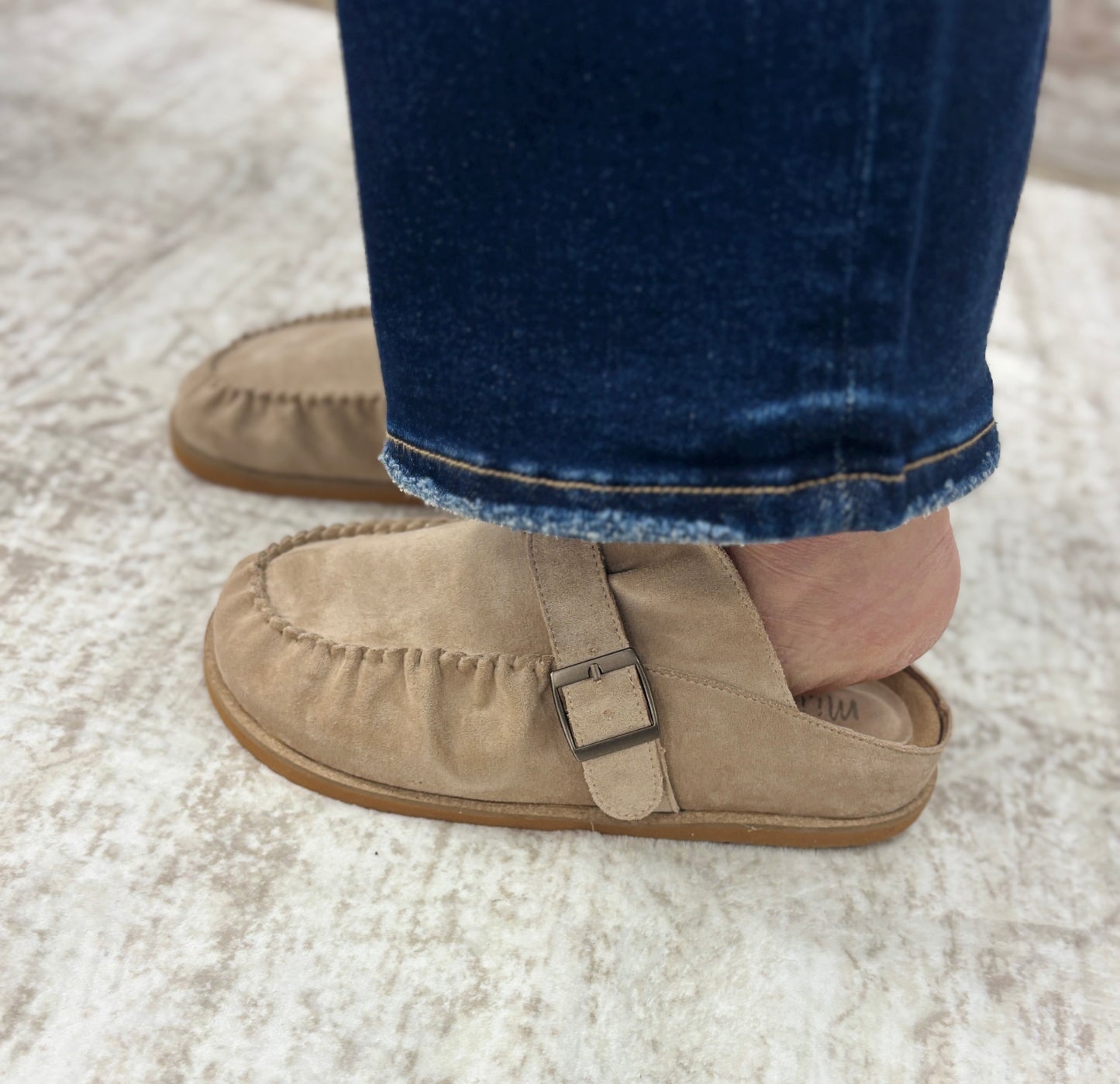 Mi.iM Joia Suede Clog * Restocked*