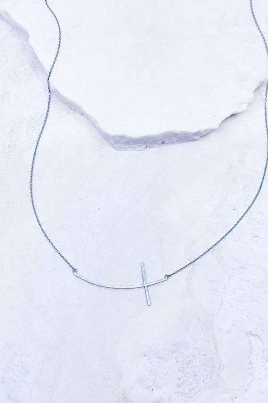 BRUSHED CROSS PENDANT NECKLACE