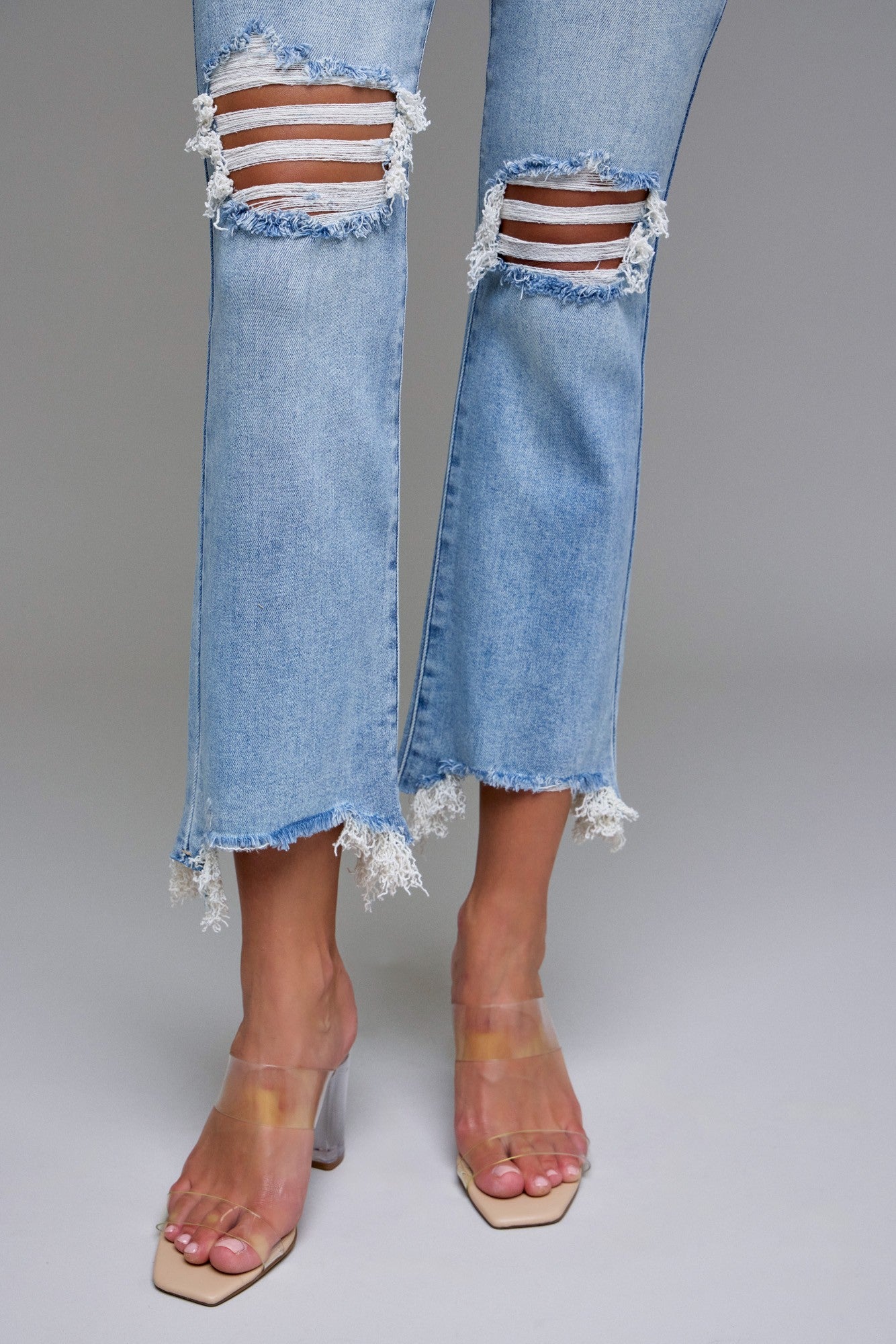 Hidden Distressed Knee Flare Jean HD3128C-M