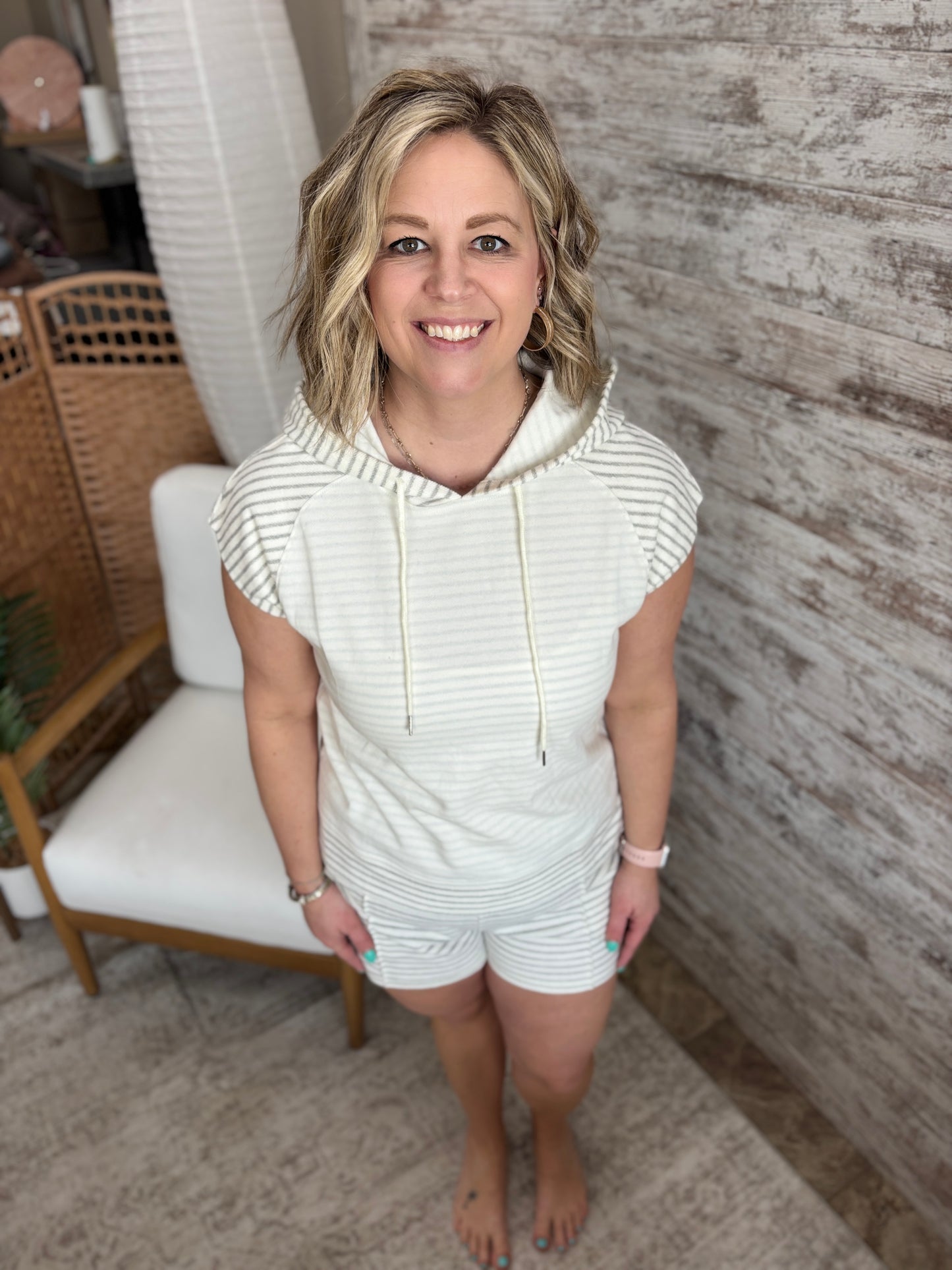 Ivory Stripe Contrast Short Sleeve Hoodie