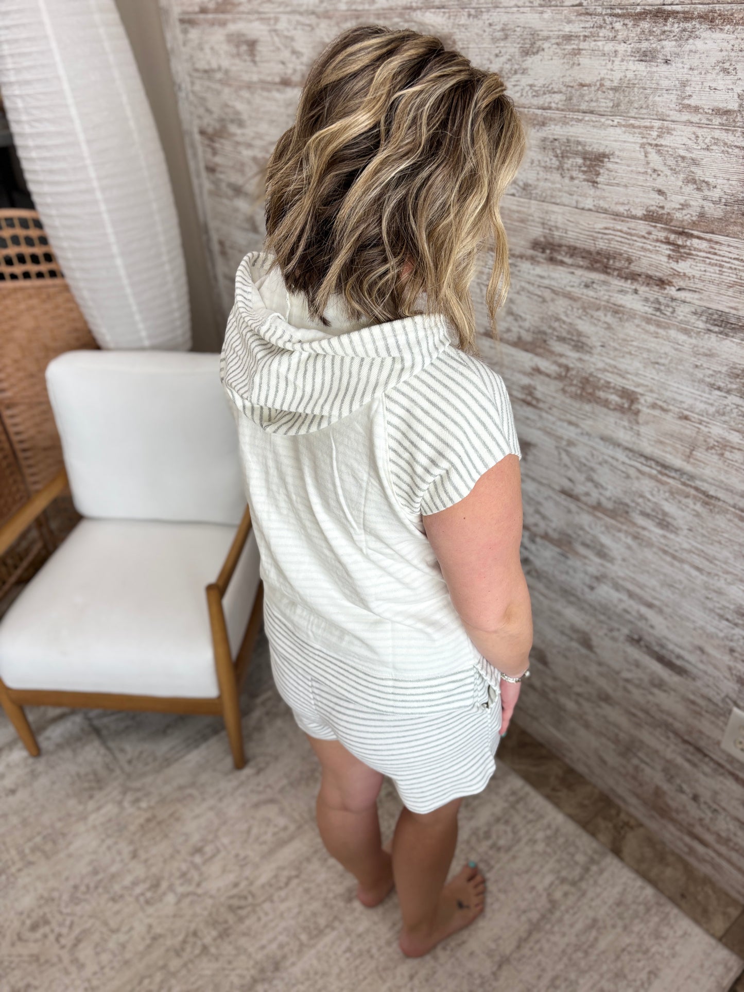 Ivory Stripe Contrast Short Sleeve Hoodie
