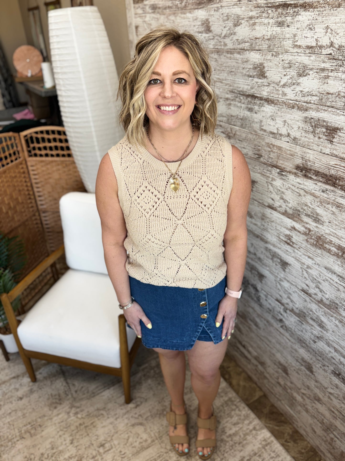 Natural Wave Hem Sleeveless Crochet Sweater