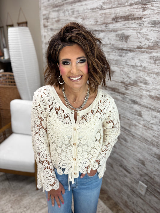 Natural Flower Lace Cropped Button Down