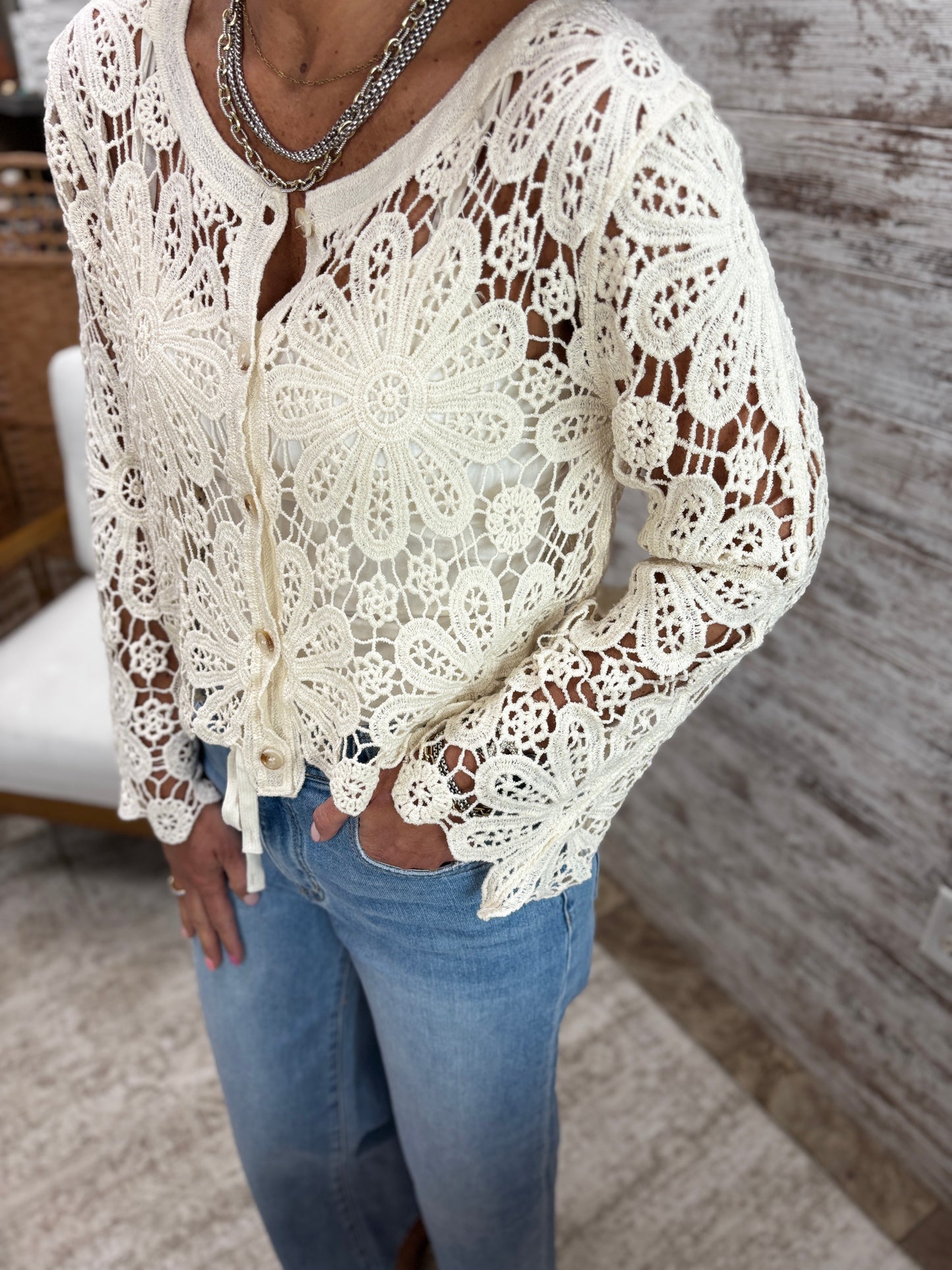 Natural Flower Lace Cropped Button Down
