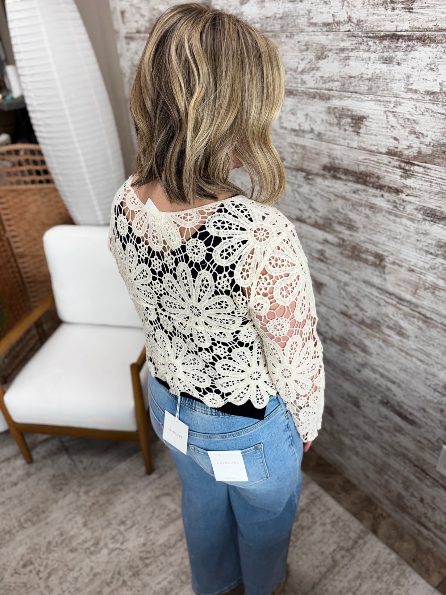 Natural Flower Lace Cropped Button Down
