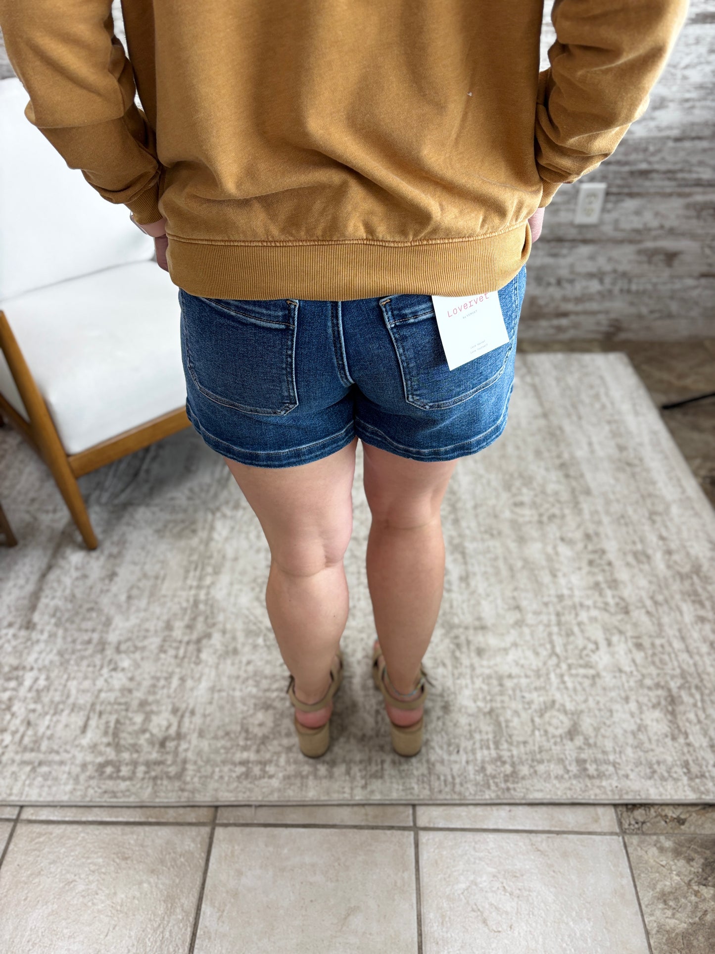 Verve High Rise Patch Pocket Shorts LV2308