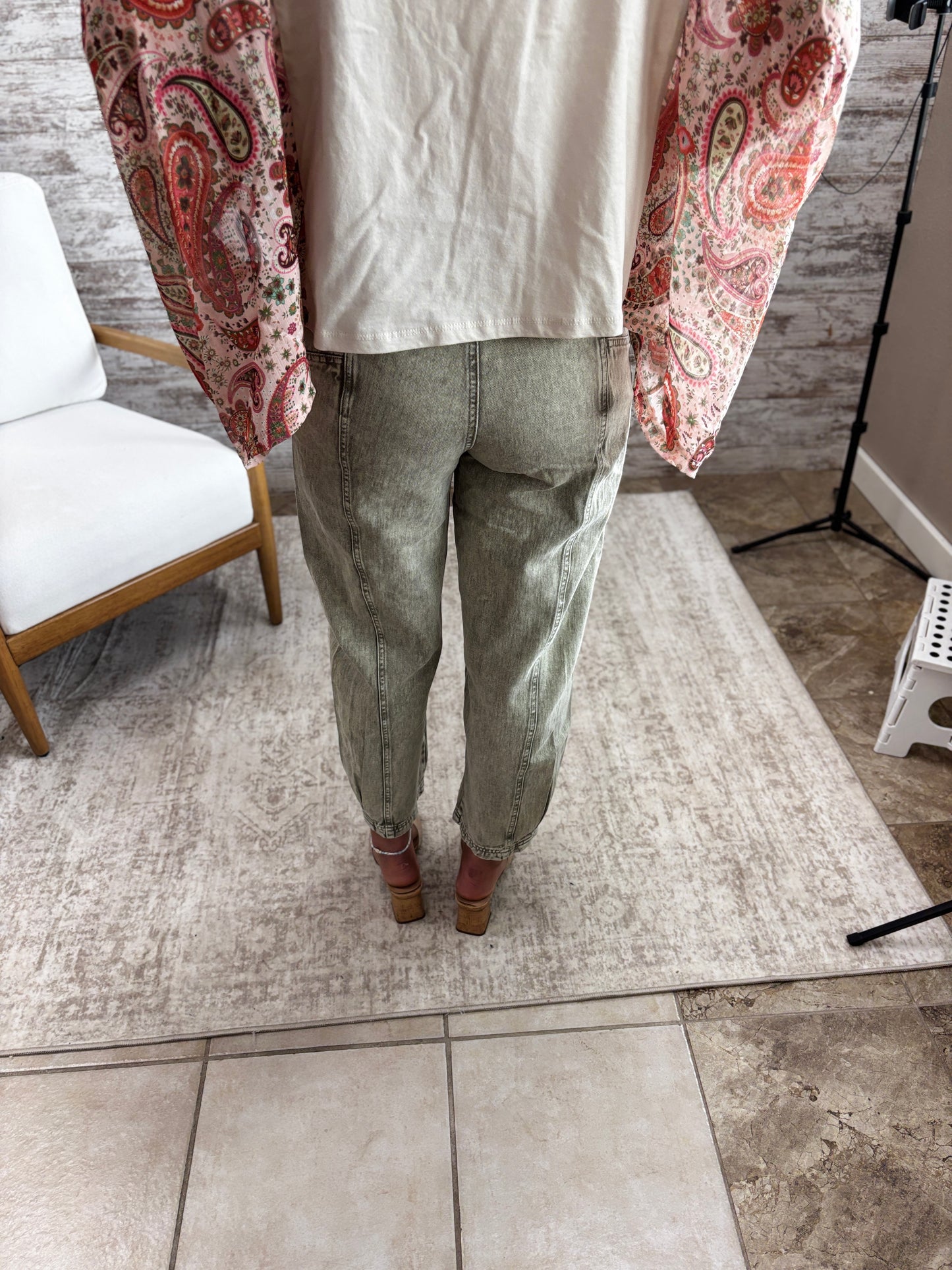 Lt Olive Mineral Wash Barrel Pants