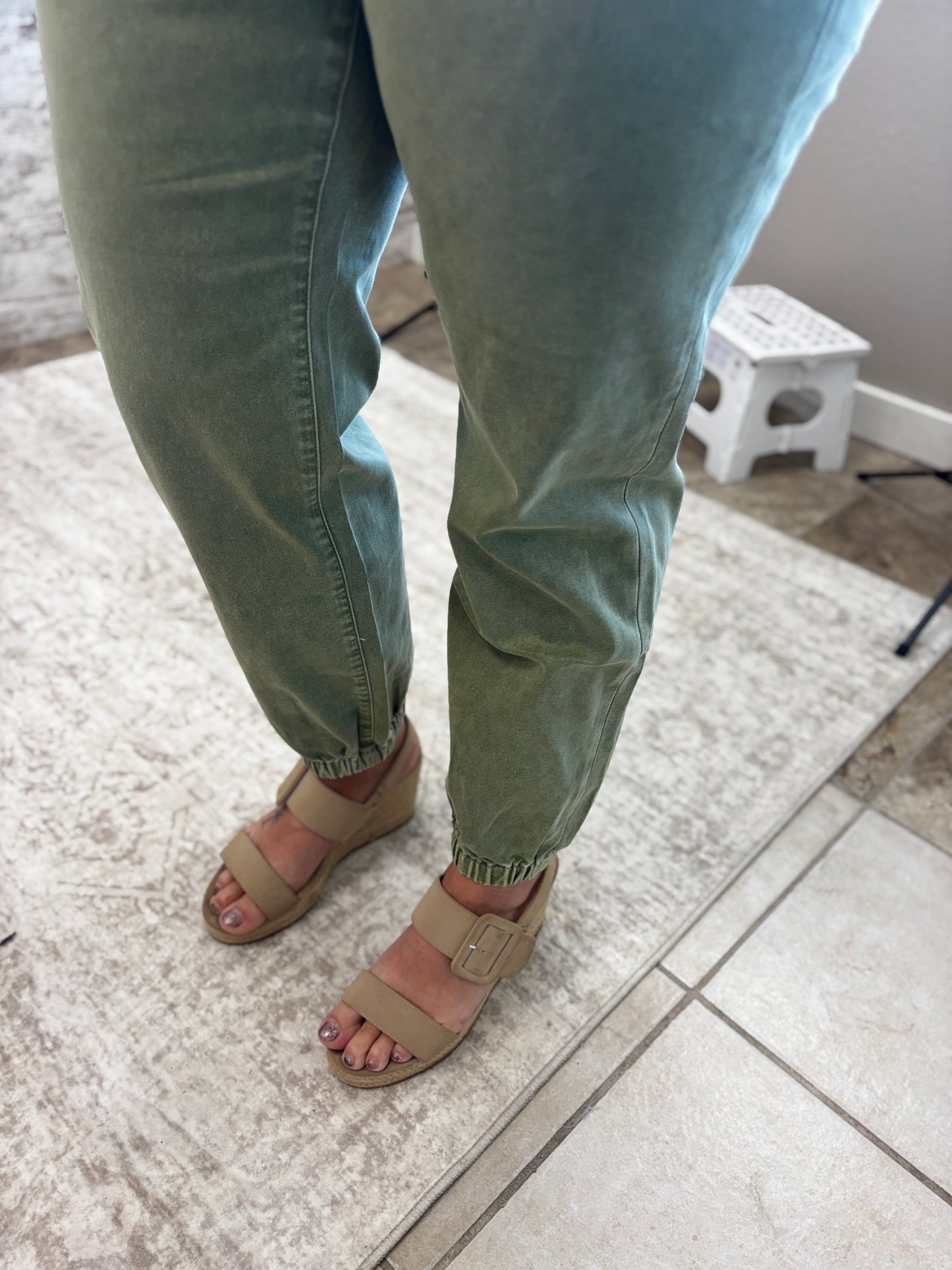 Mica Olive Jogger