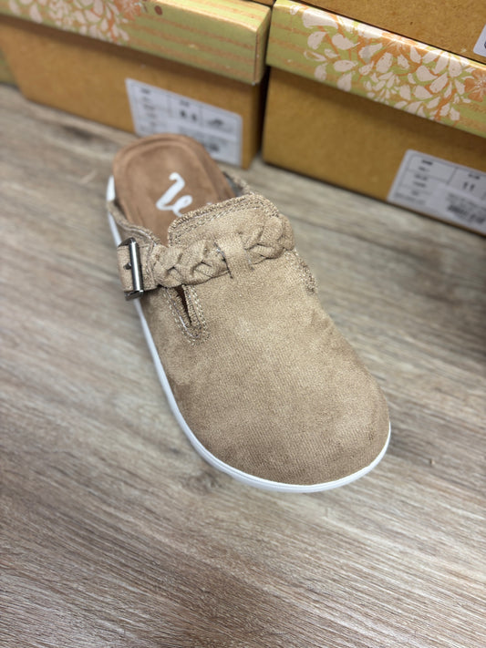Very G Cali Clog ~ 2 Colors