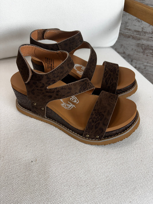 Very G Chocolate Leopard Verde Trail Wedge