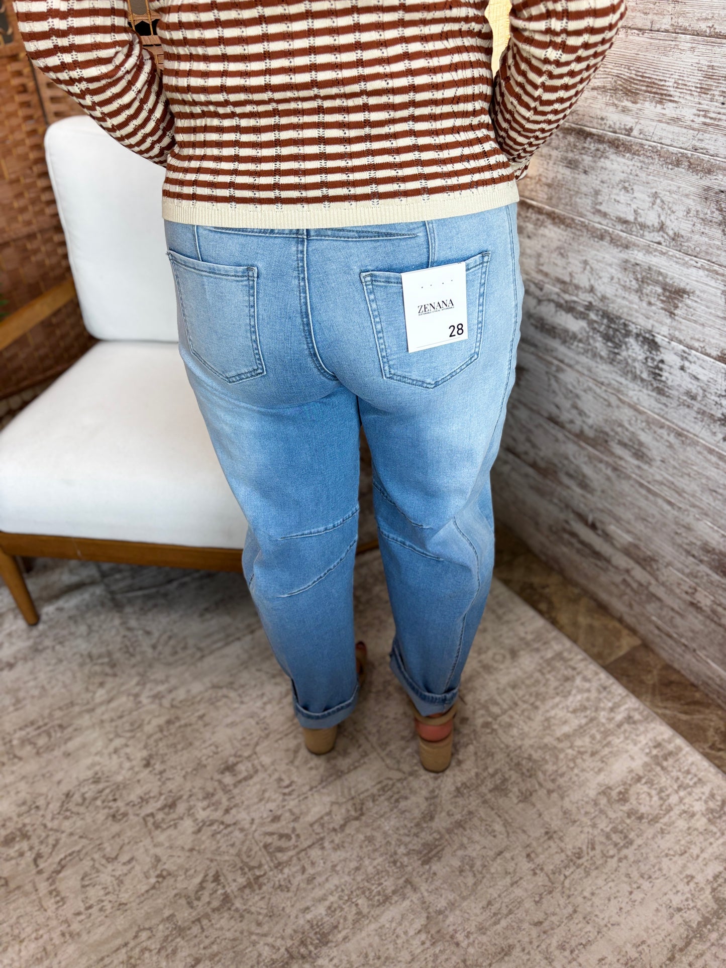 Zenana Light Wash Barrel Jeans DCP-9561LL