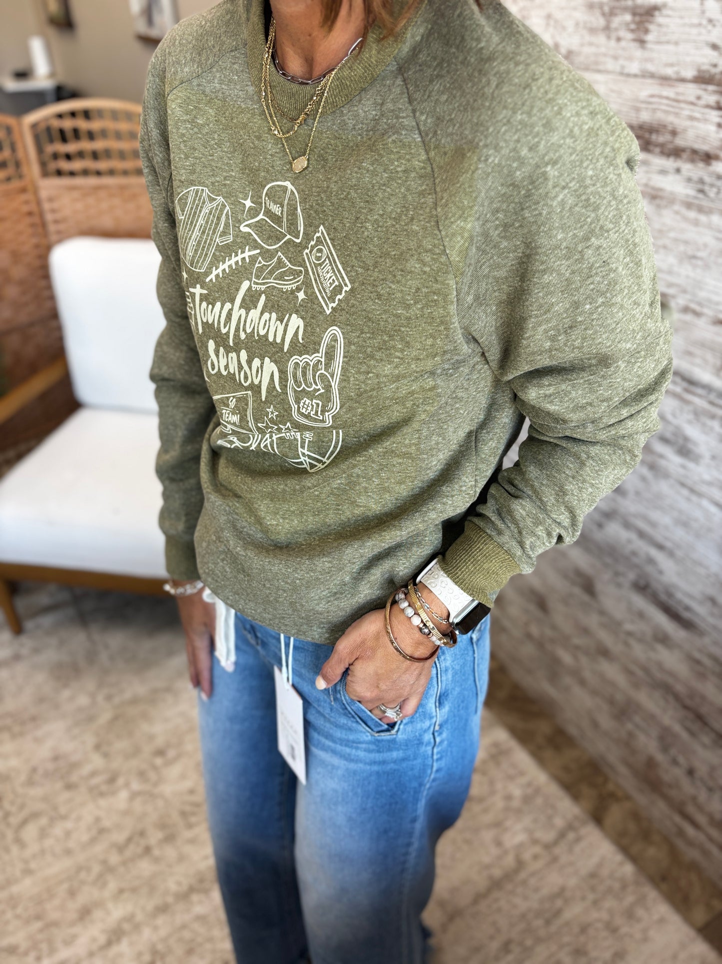 Touchdown Season Heather Olive District V.I.T Fleece Crew