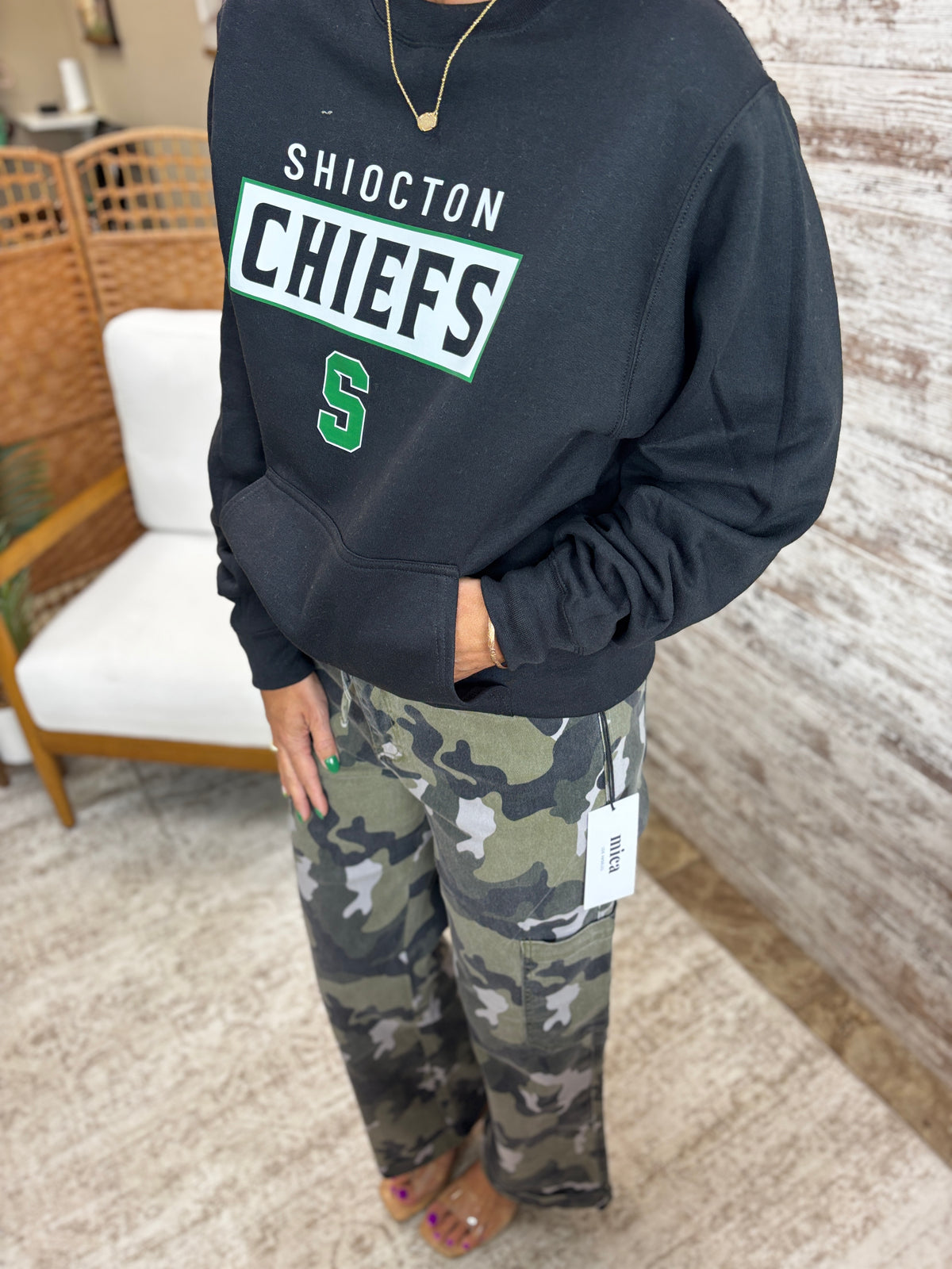 Shiocton Chiefs Port & Company Black Kangaroo Pocket Crew ~ Adult