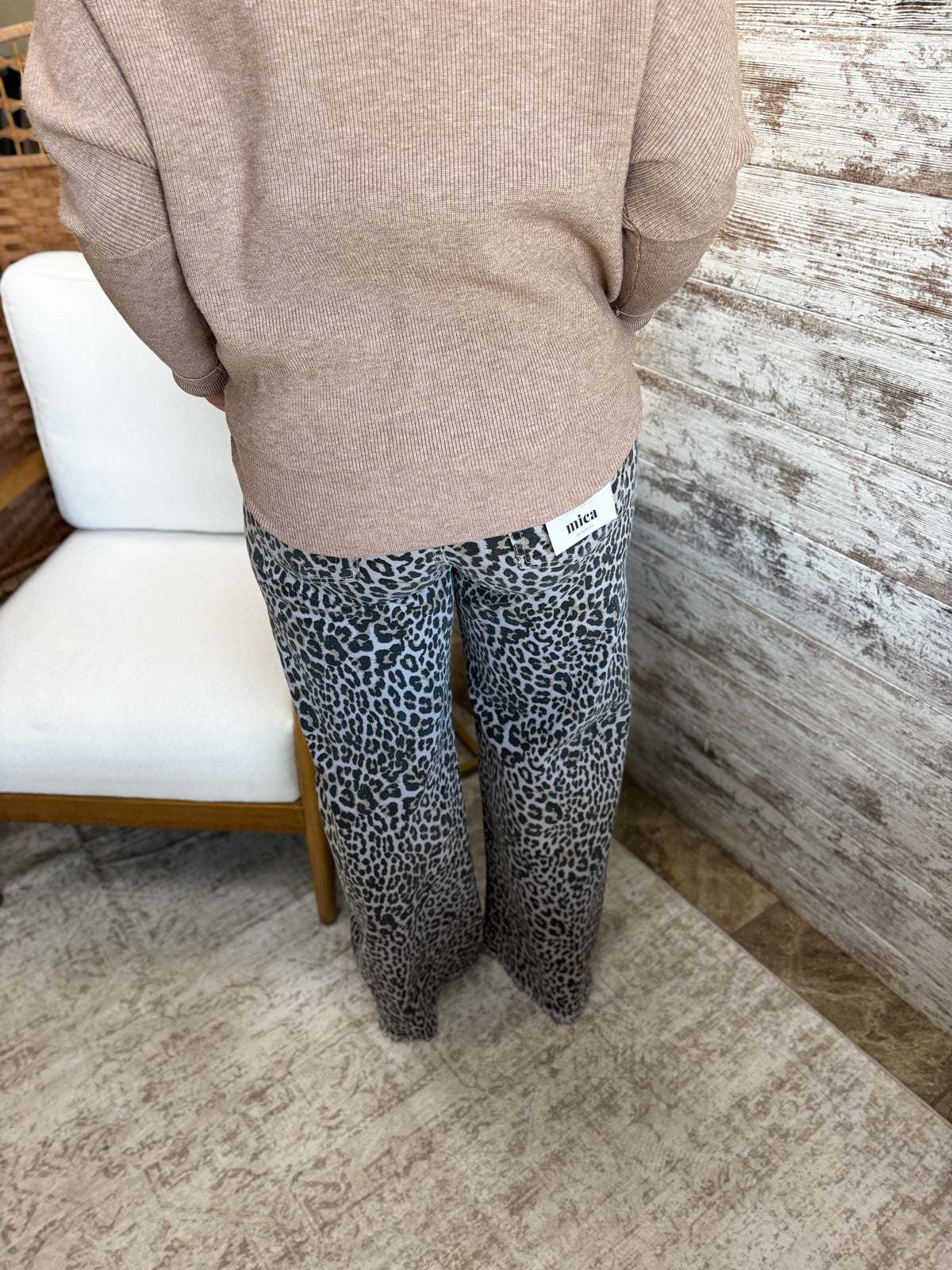 Mica Wide Leg Leopard Pant Mdp-w3903