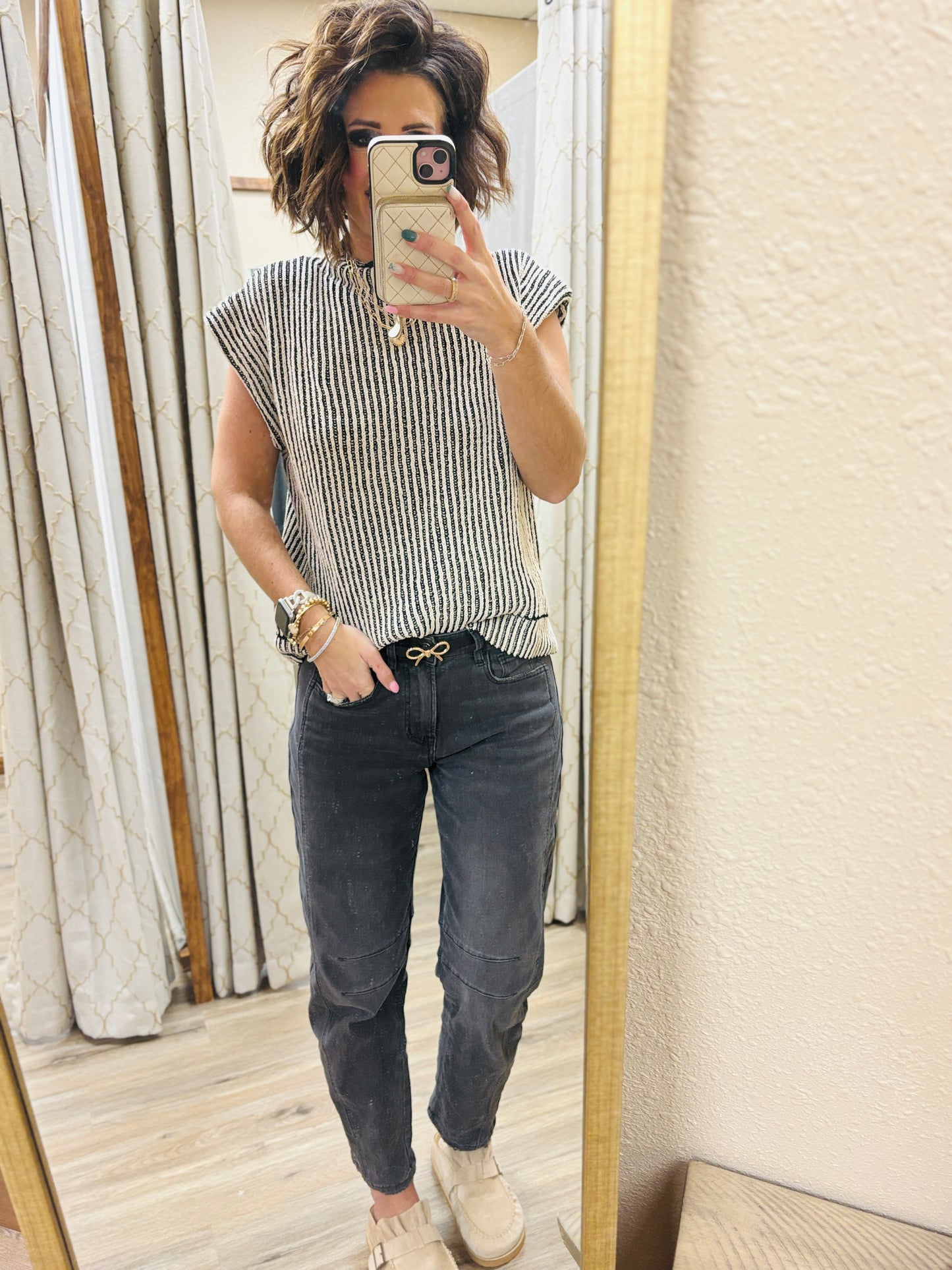 Black Two Tone Ribbed Sweater Vest