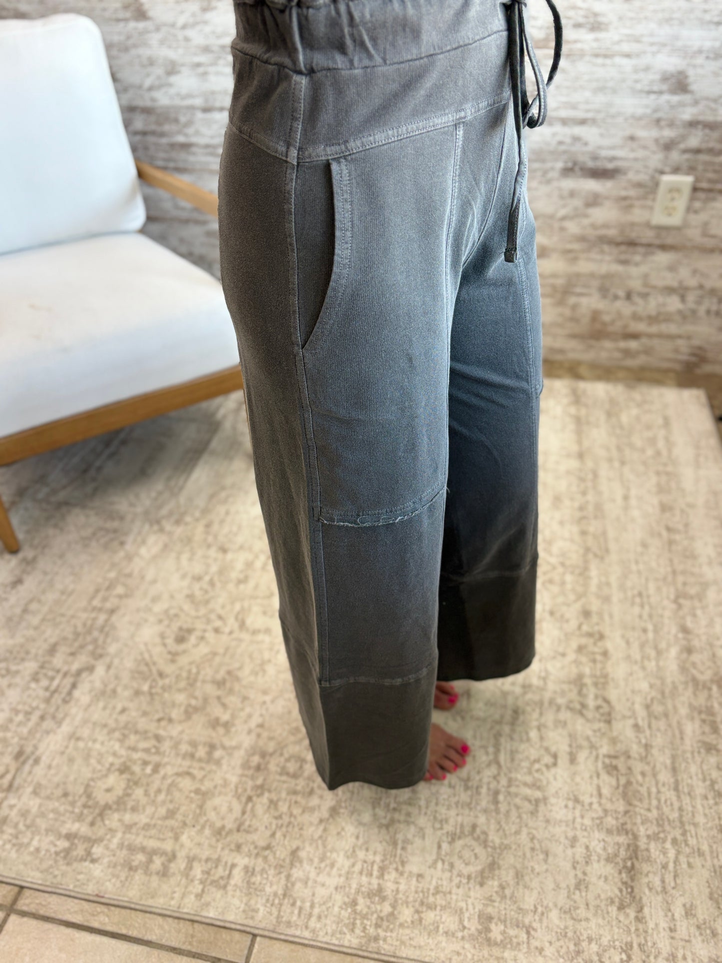 Black Wide Leg Drawstring Pant