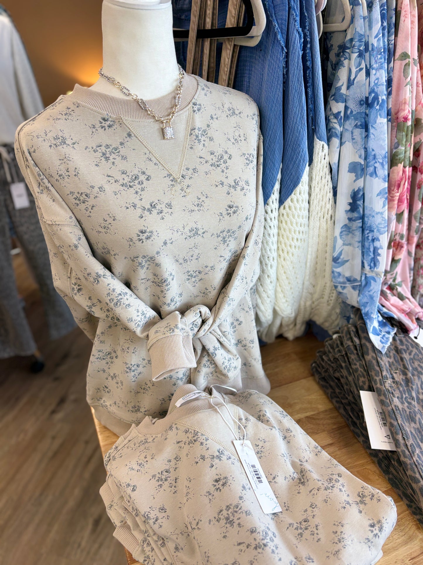 Oatmeal Ditsy Floral Crew Neck